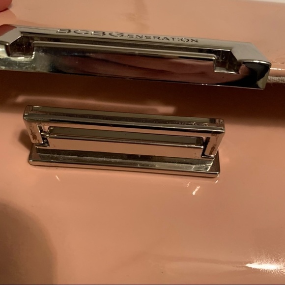 BCBGeneration clutch ballet pink patent leather crossbody with silver latch - Picture 9 of 13